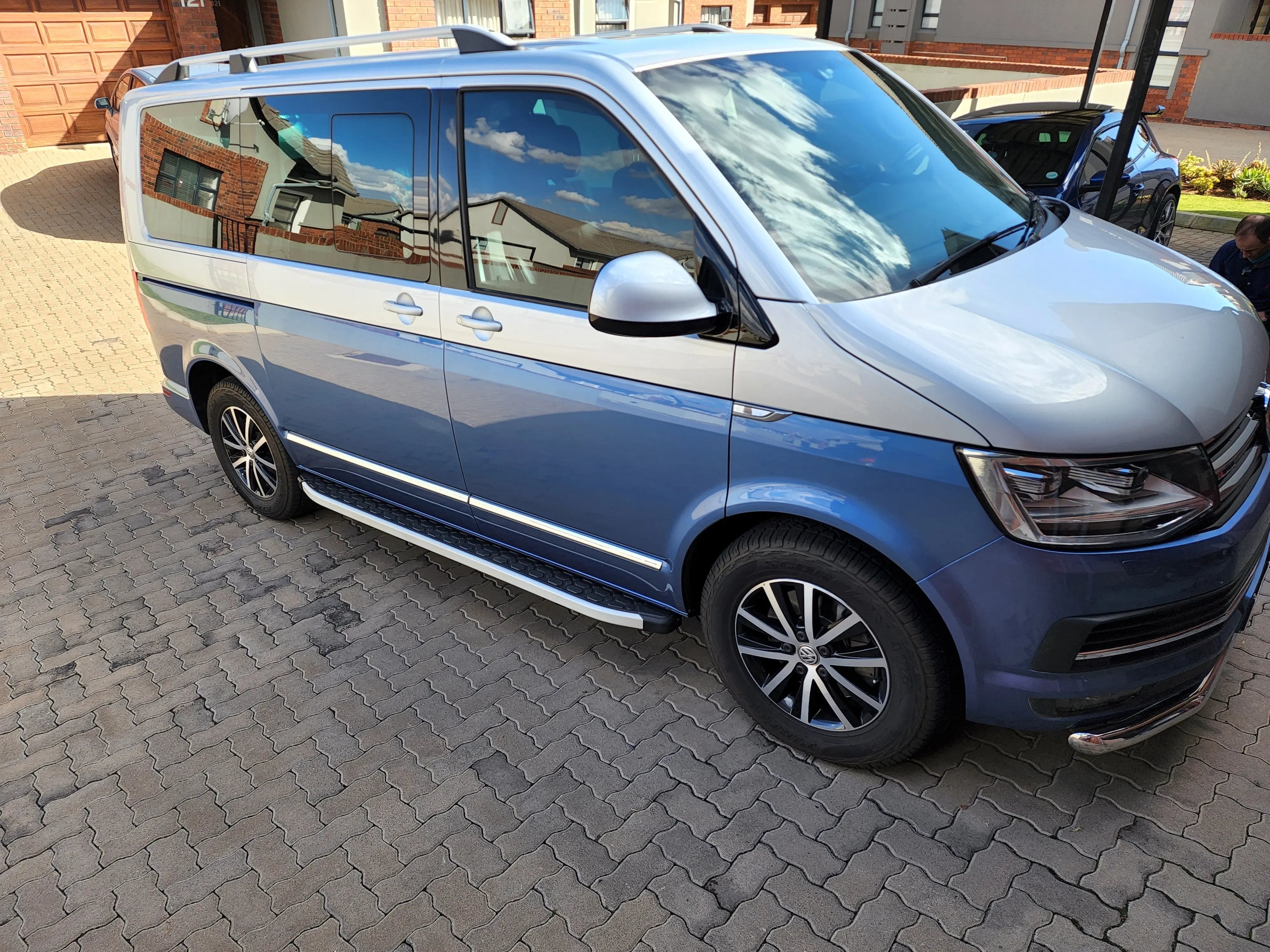 Volkswagen T5 / T5.1 / T6 T6.1 Transporter / Caravelle Accessories Retrofitters RSA