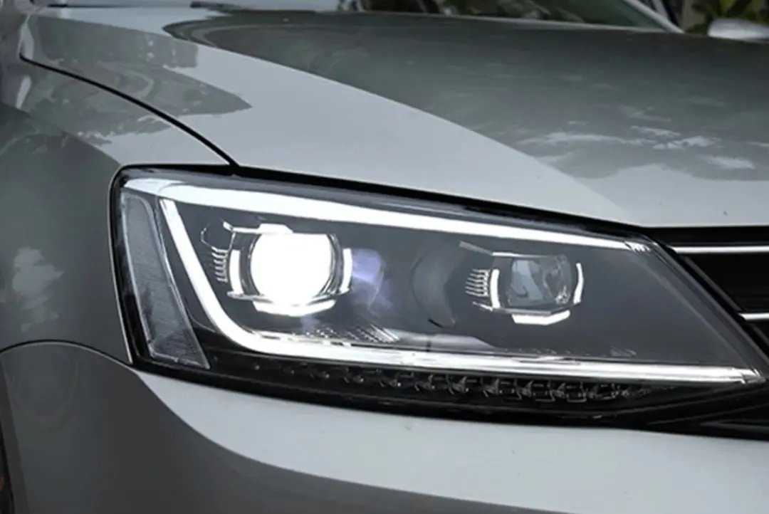 Volkswagen Jetta MK7 2012 to 2018Headlights LED DRL Running lights Bi-Xenon Beam In stock with Supplier 7 to 14 days