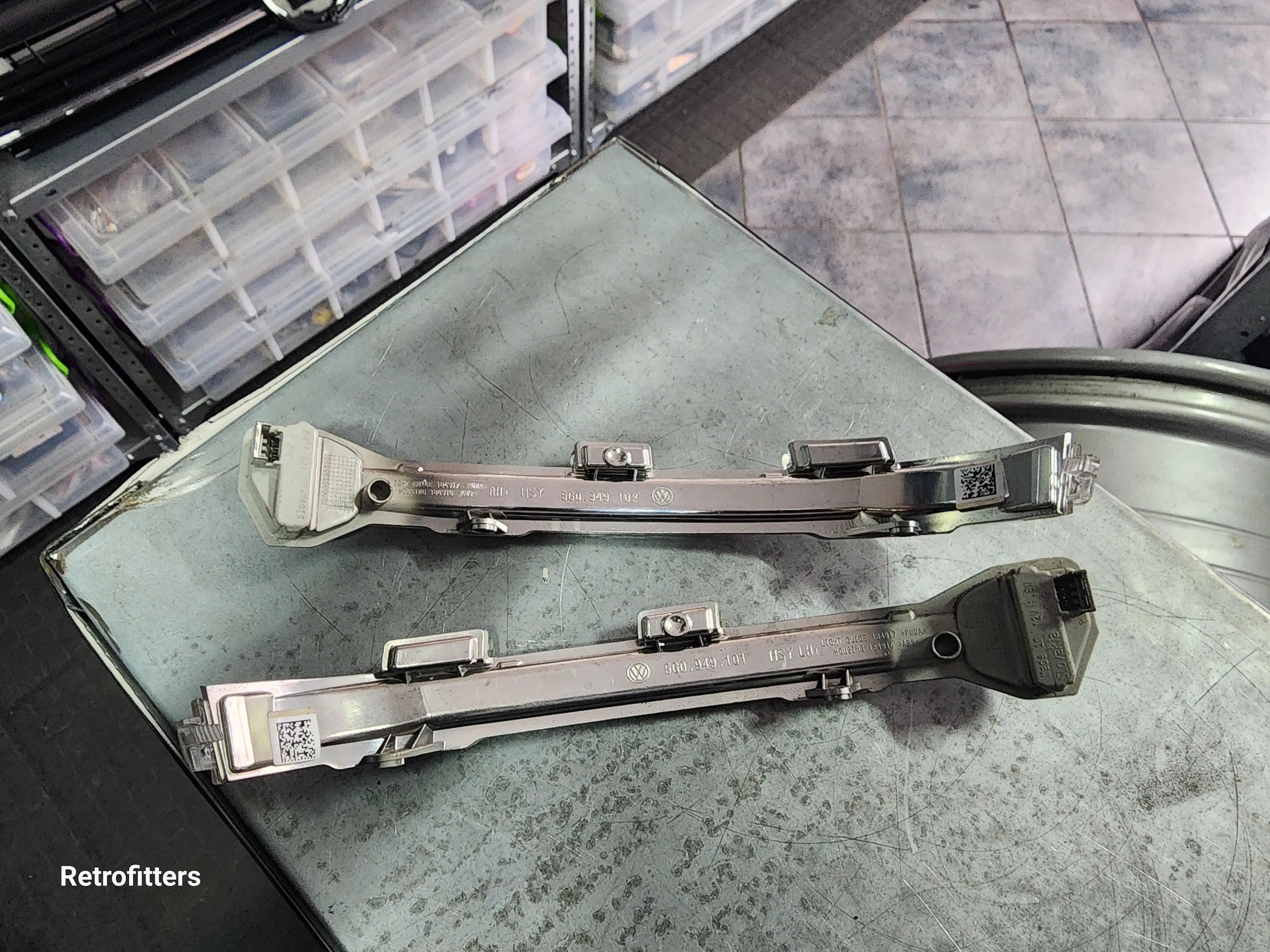 Pre loved (used) Golf mk7 Mirror indicators set Retrofitters RSA