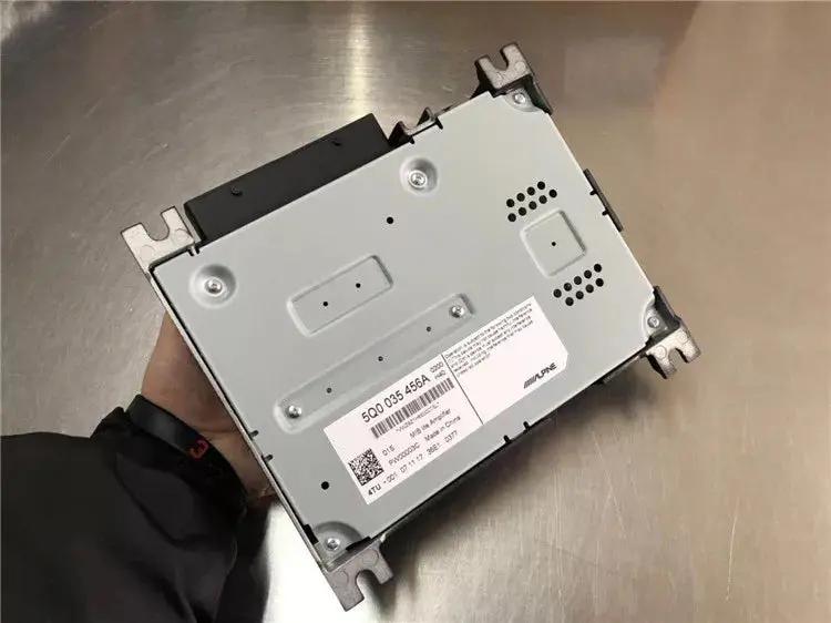 Volkswagen Dynaudio Amplifier 5Q0 035 456 A In stock with Supplier 7 to 14 days