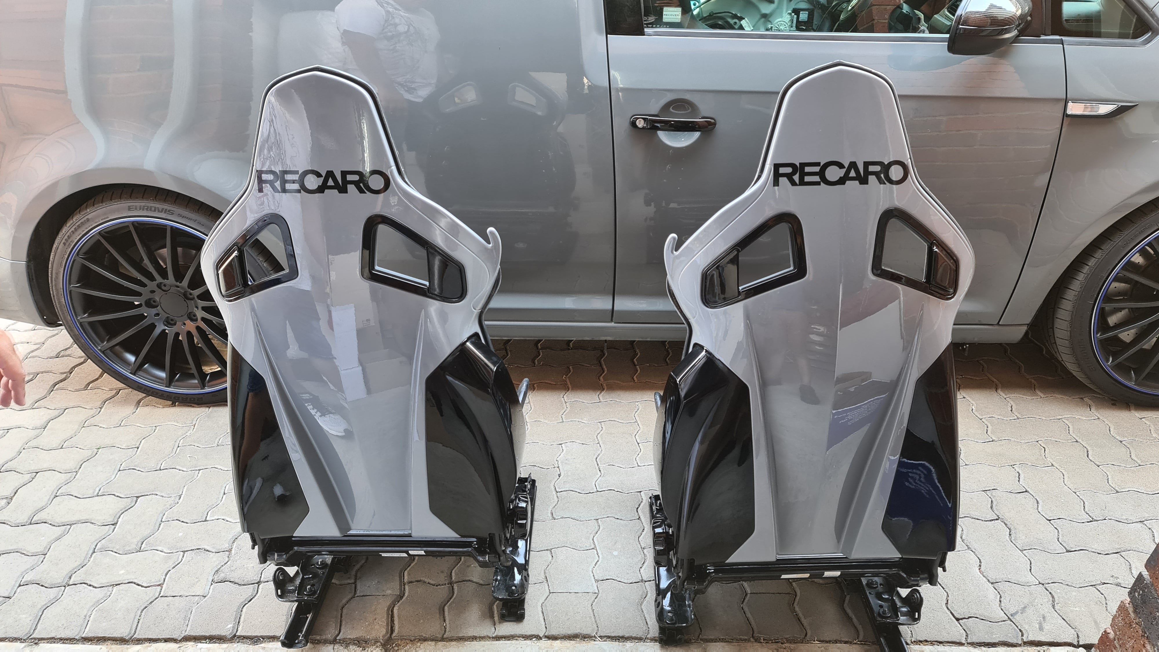 Recaro Oem Seats wingback (Verkoop as 'n paar van twee voorsitplekke)