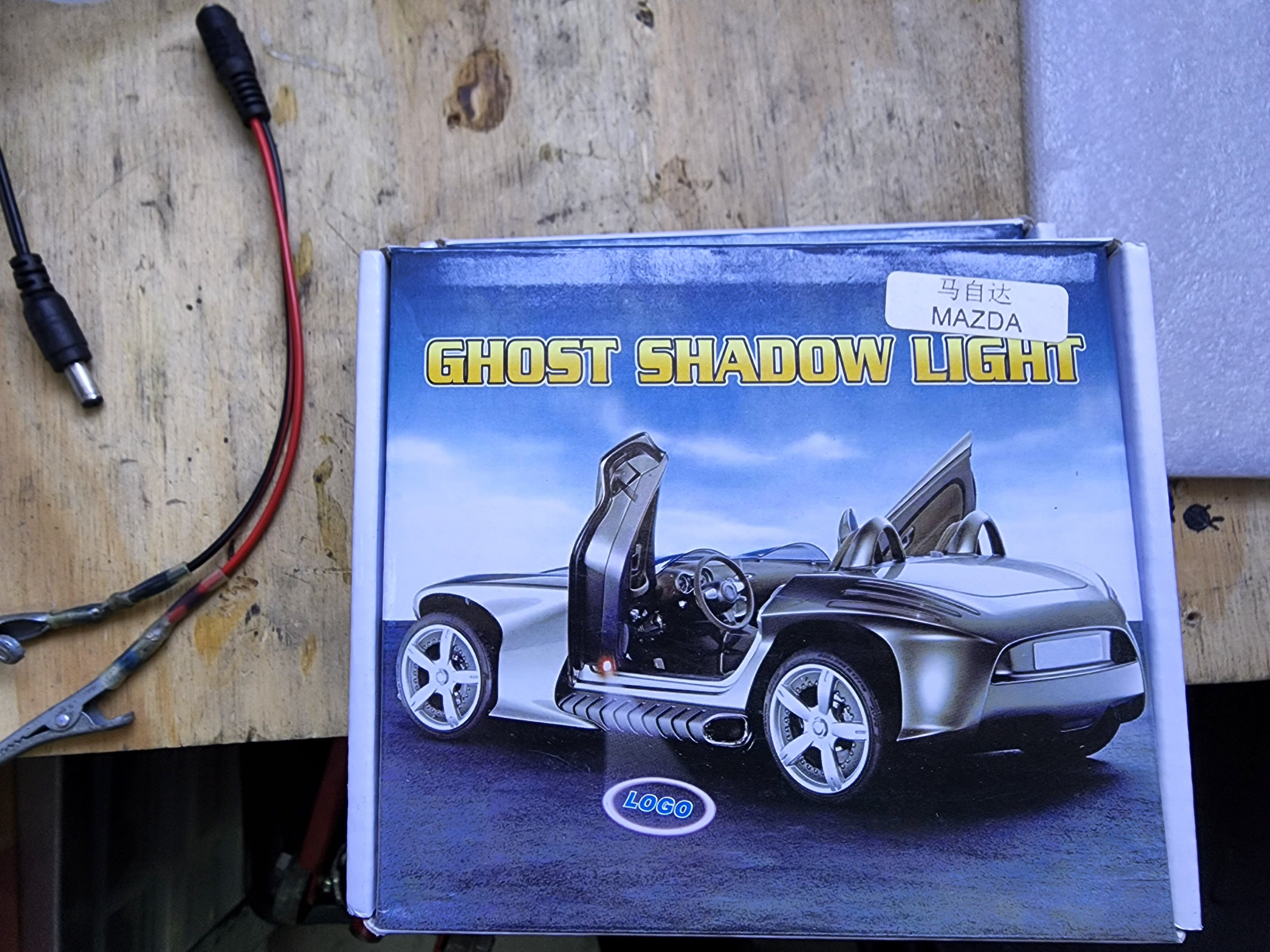 Universal Volkswagen / Audi / Bmw / Fait / Mercedes-Benz / Porsche / Toyota / Mazda Shadow lights
