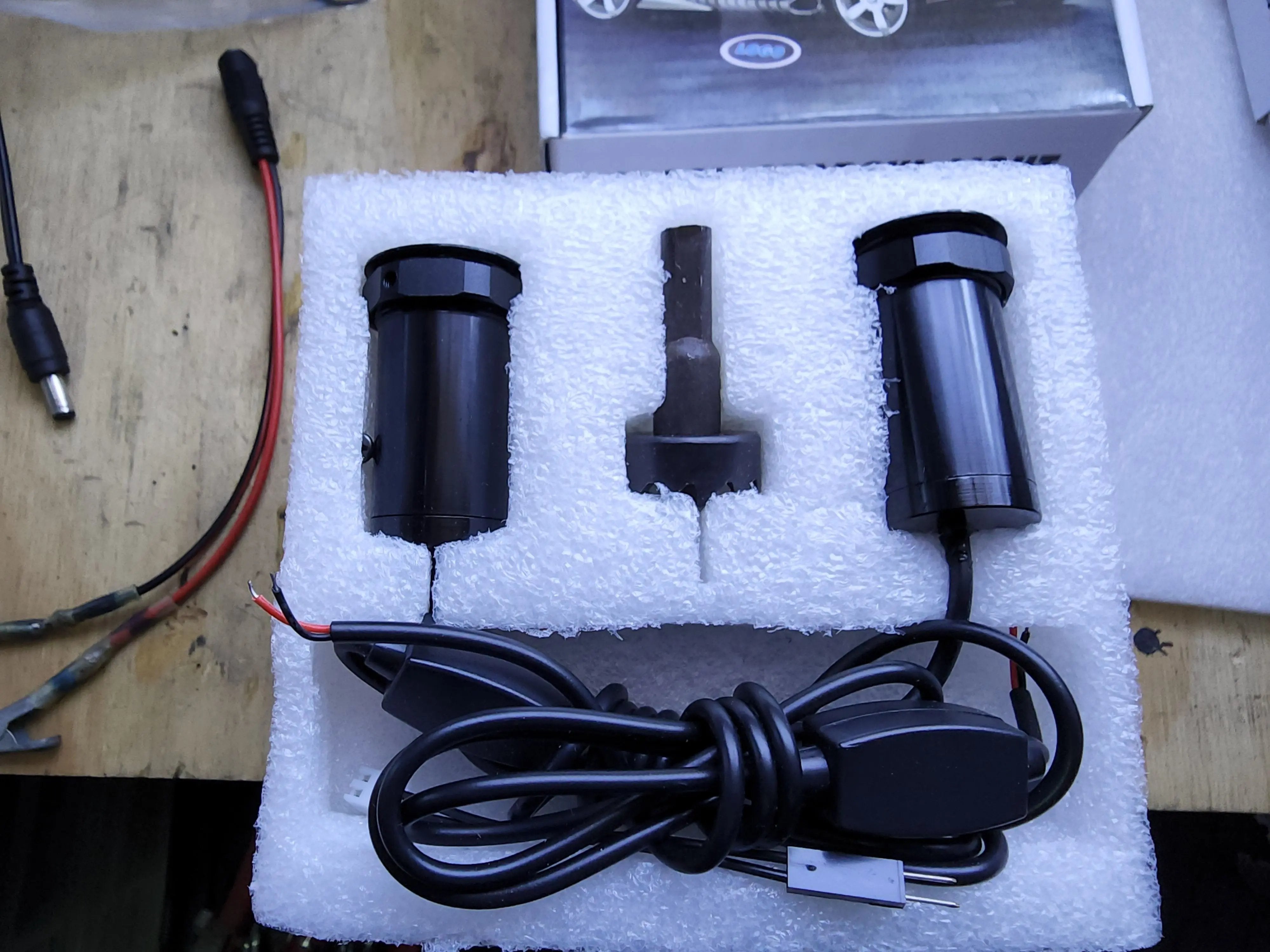 Universal Volkswagen / Audi / Bmw / Fait / Mercedes-Benz / Porsche / Toyota / Mazda Shadow lights Retrofitters RSA