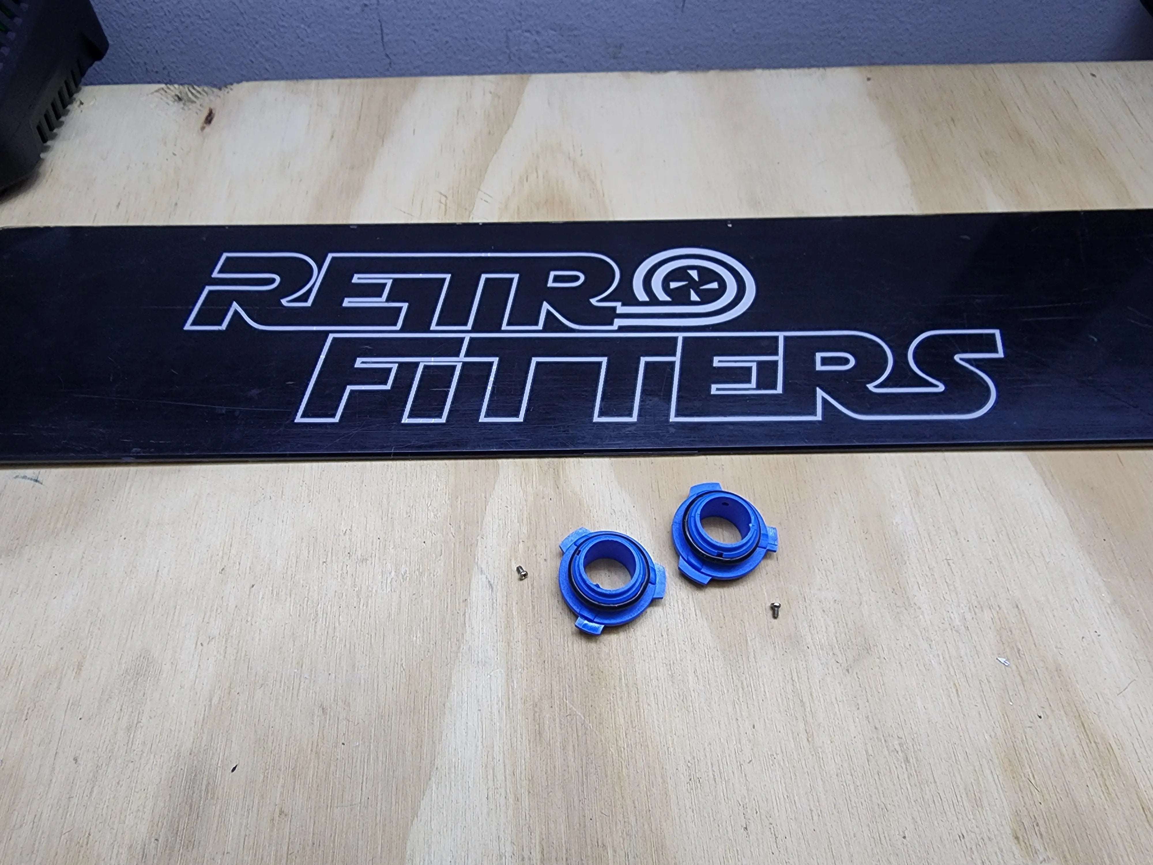 2Pcs/Lot H7 LED Car Headlight Bulb Base Holder Adapter Retrofitters RSA