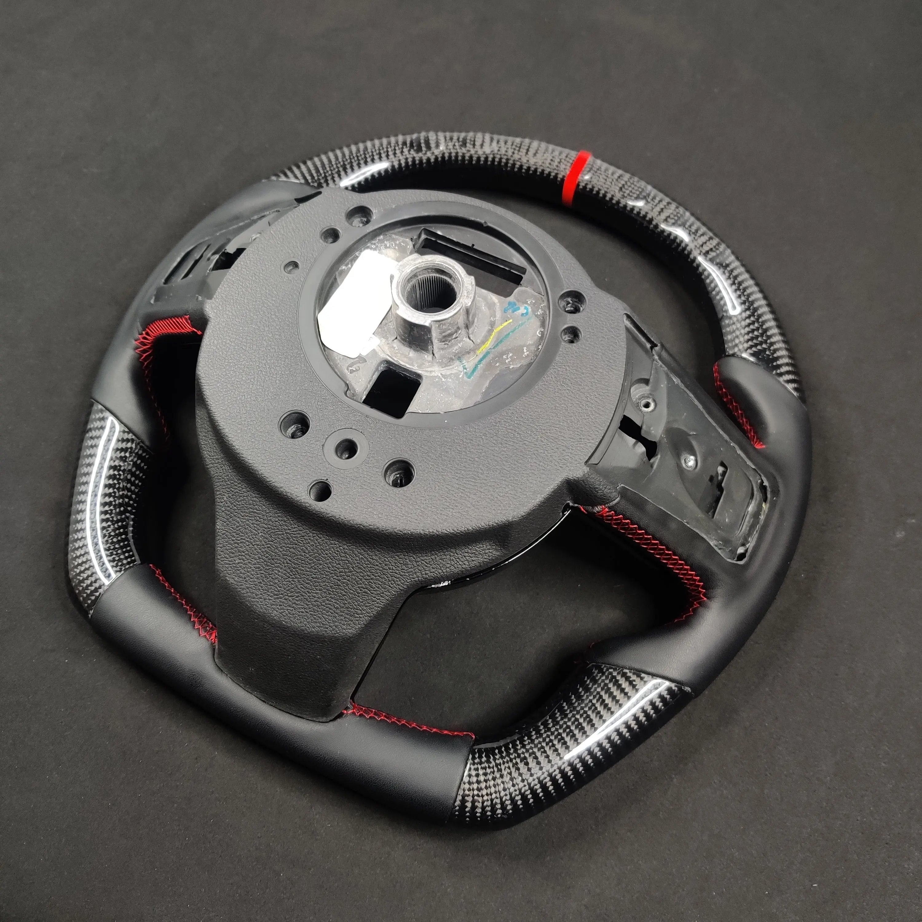 Carbon Fiber Steering Wheel Chevrolet Camaro(Airbag cover excl ) Made on order 6 to 8 weeks
