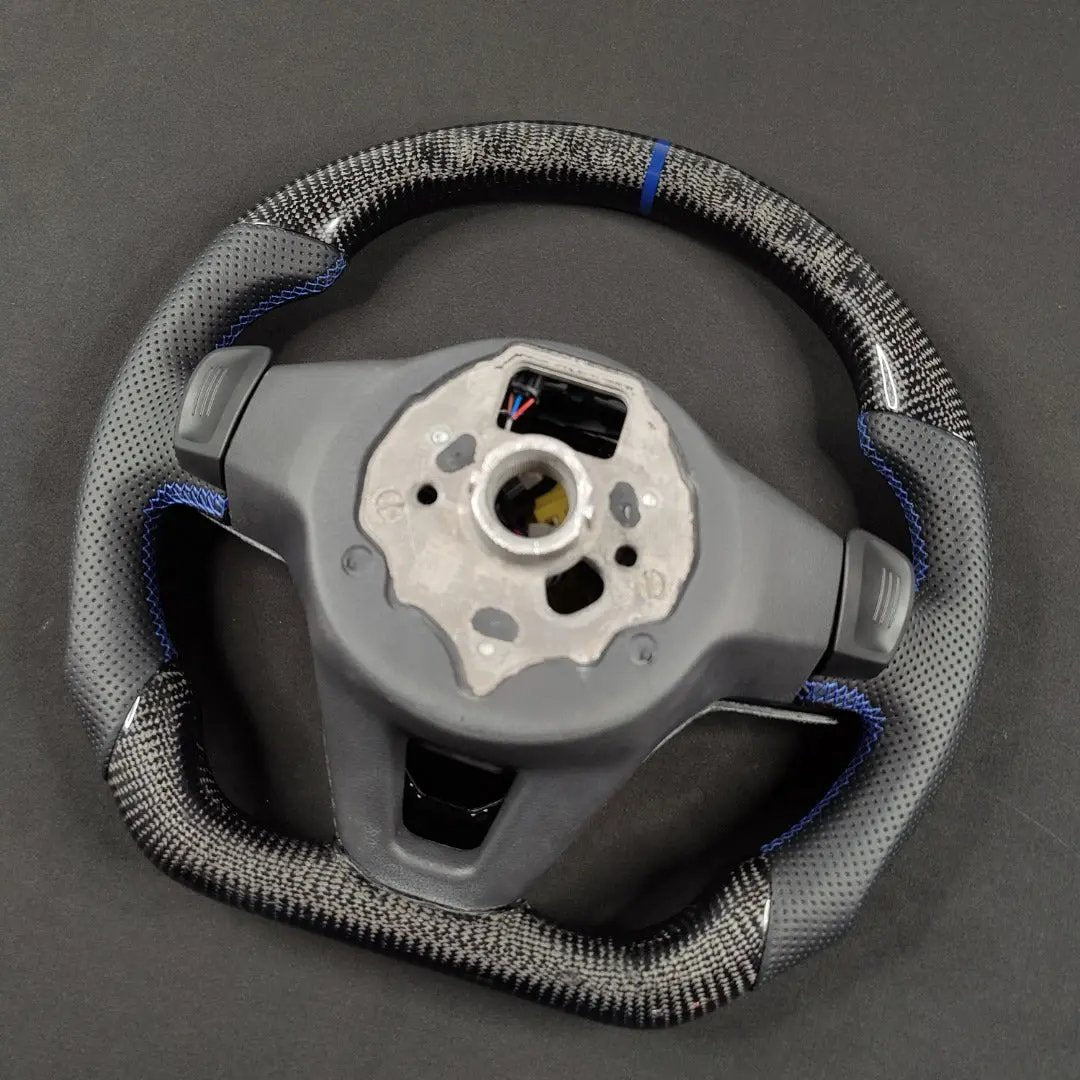 Carbon Fiber Steering Wheel Volkswagen mk8 Gti / R / Rline / T-roc / T-cross(Airbag cover excl ) Made on order 6 to 8 weeks