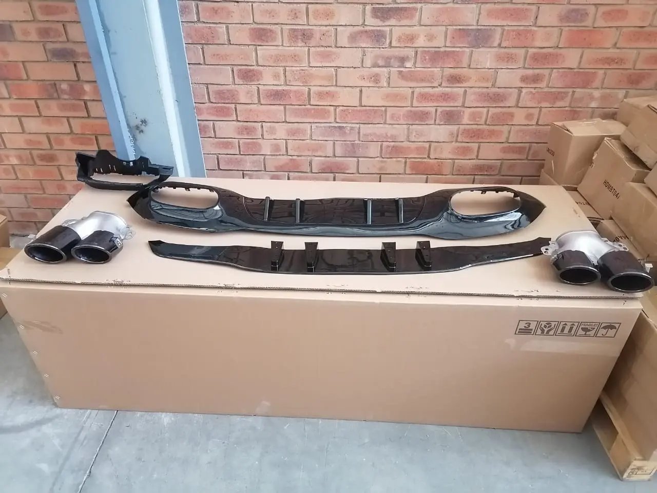 Mercedes-Benz AMG Aero kit W176 In stock with Supplier 7 to 14 days