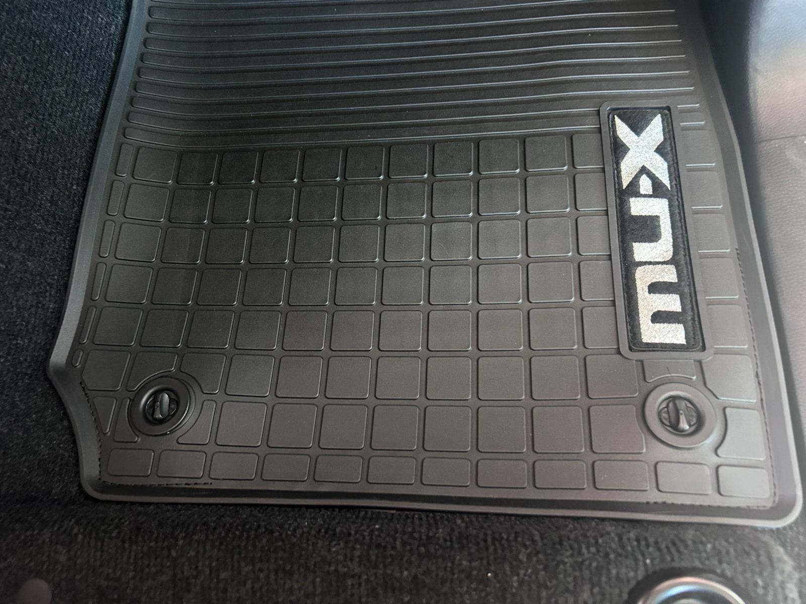 Izuzu 2013+ Heavy Duty Rubber mats