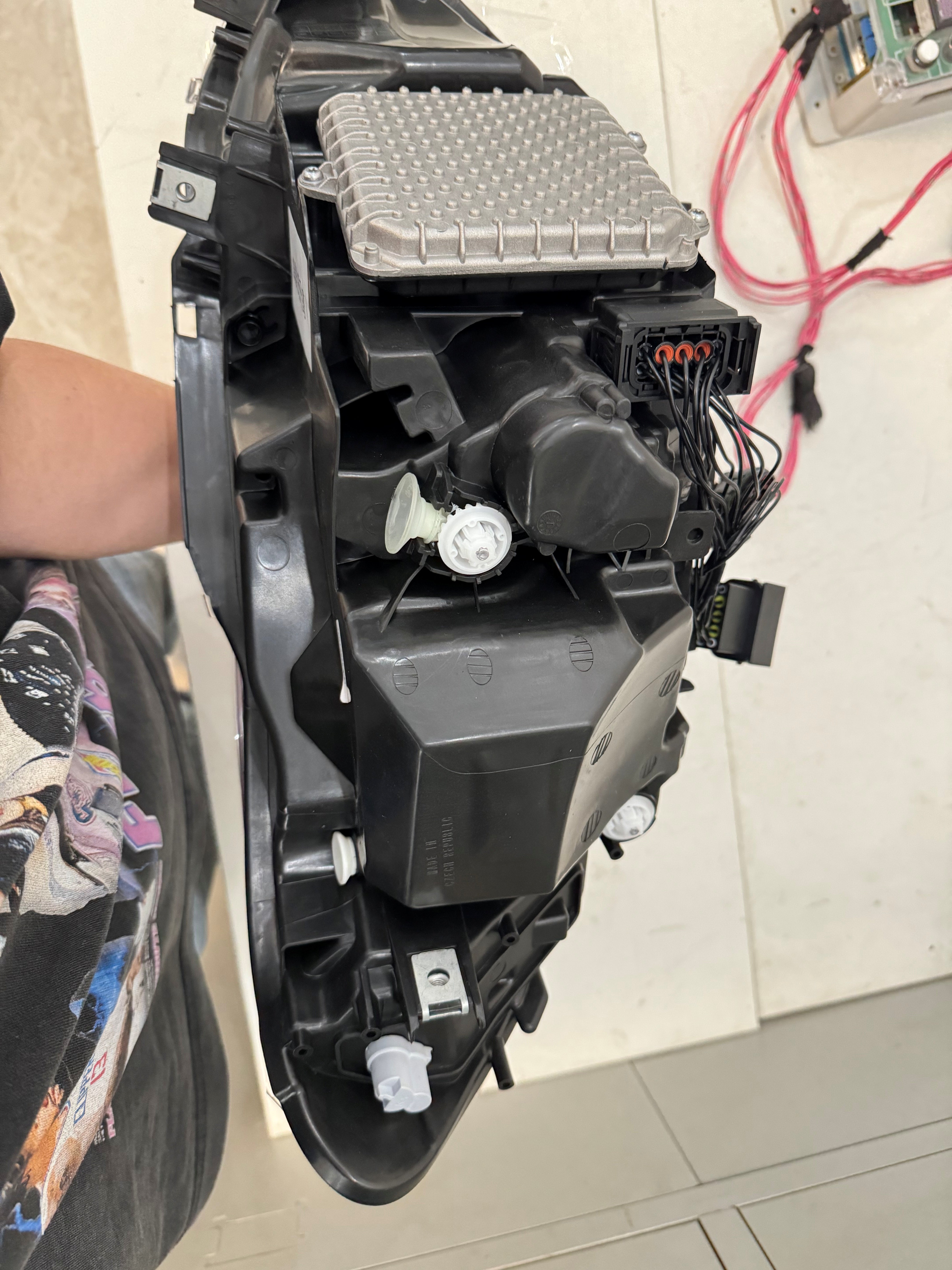 BMW Headlight 2015-2019 BMW F20 Lci
Halogen Headlight Upgrade To F20 Lci LED Headlamp Retrofitters