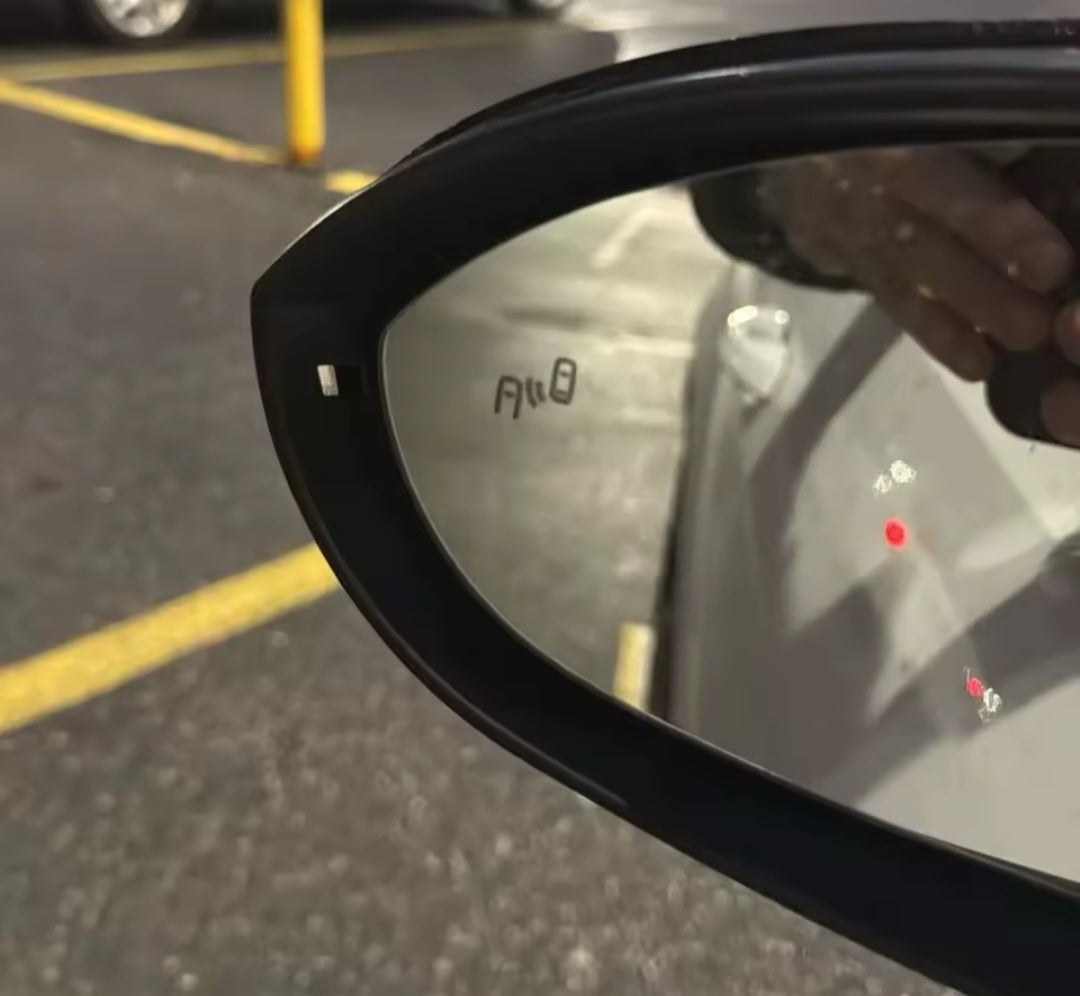 VW Golf MK7 Mirror With AUTO folding electric and Puddle lights Retrofitters