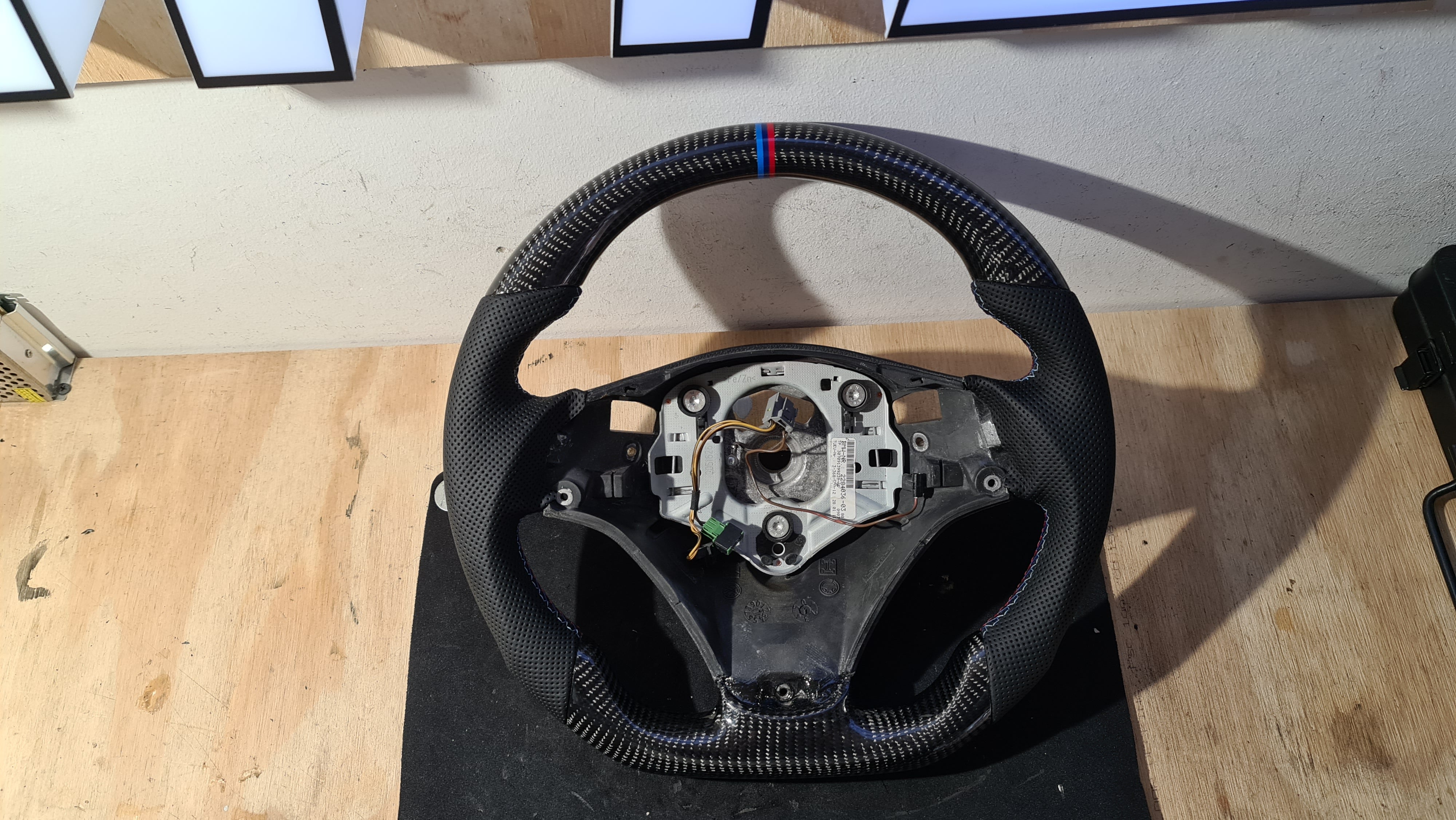 Carbon Fiber Steering Wheel Bmw E90 /E92 (Airbag cover excl )