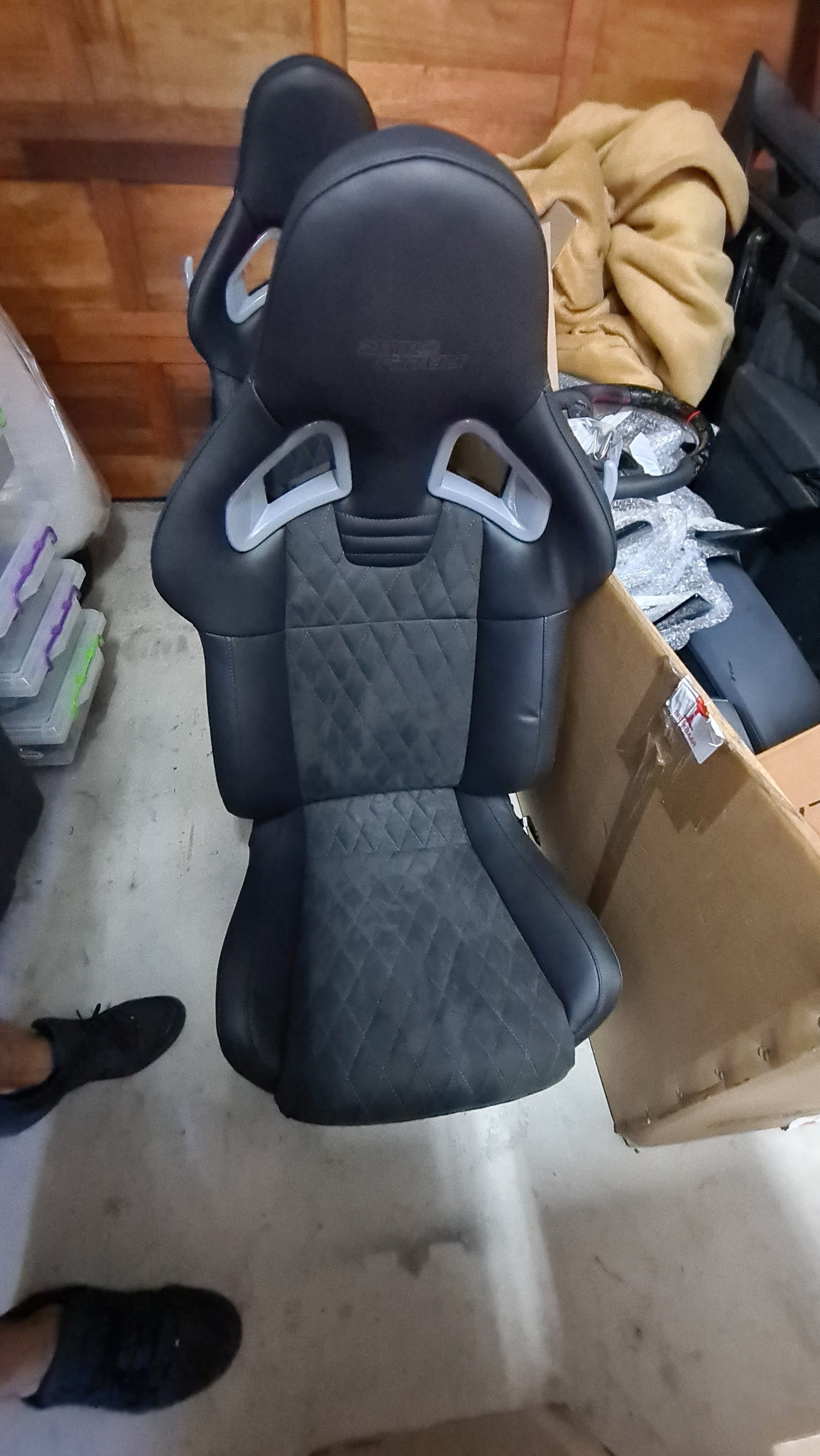 Recaro Oem Seats wingback (Verkoop as 'n paar van twee voorsitplekke)