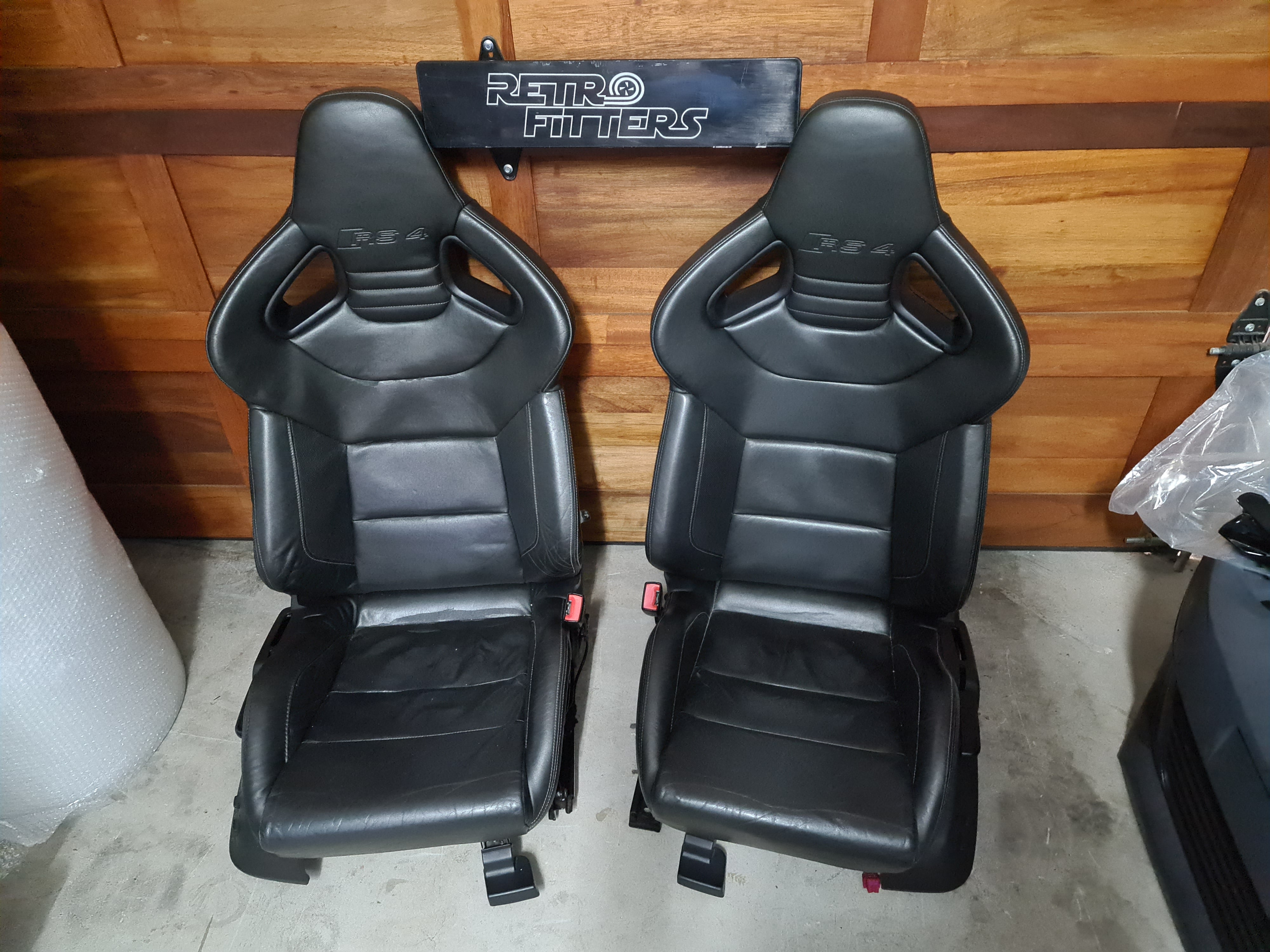 Recaro Oem Seats wingback (Verkoop as 'n paar van twee voorsitplekke)