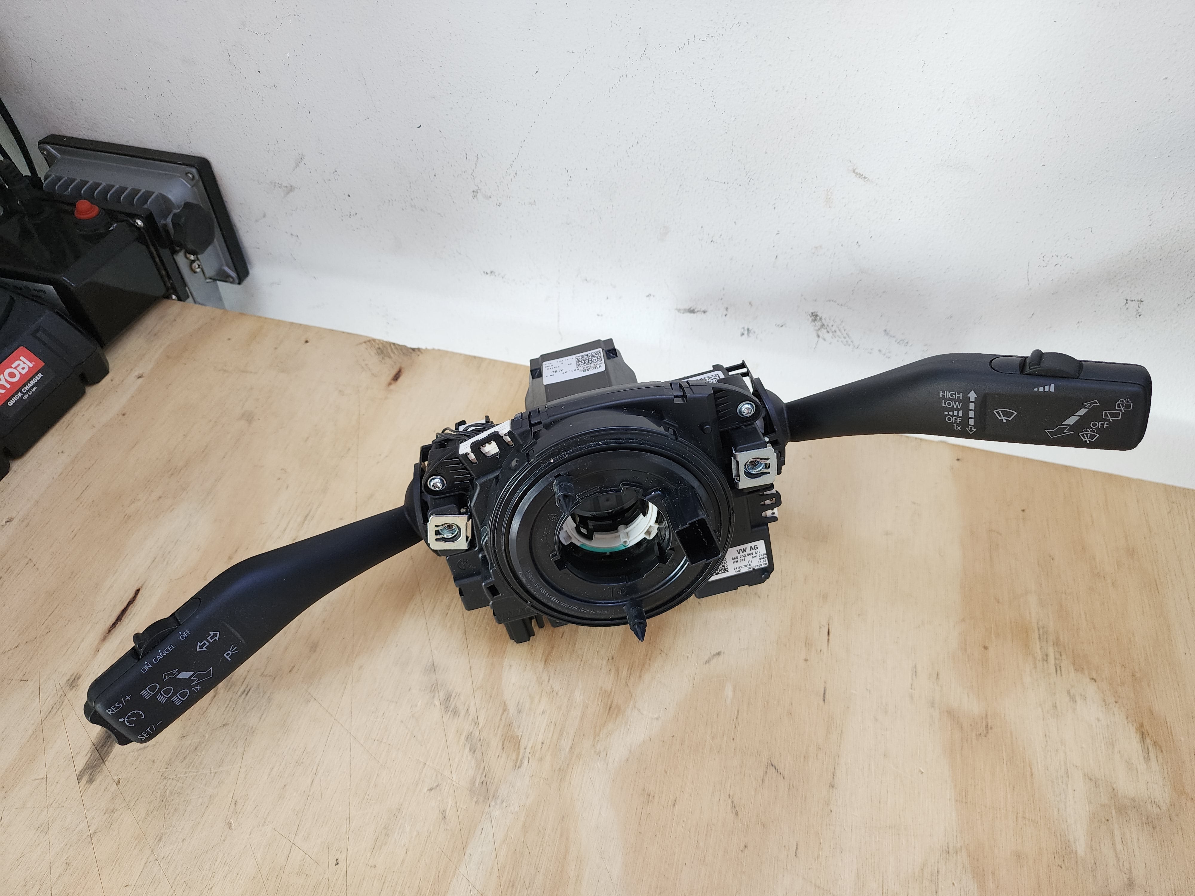 Volkwagen Passat B7 / CC / Caddy Multi funtion Stuurwiel Module