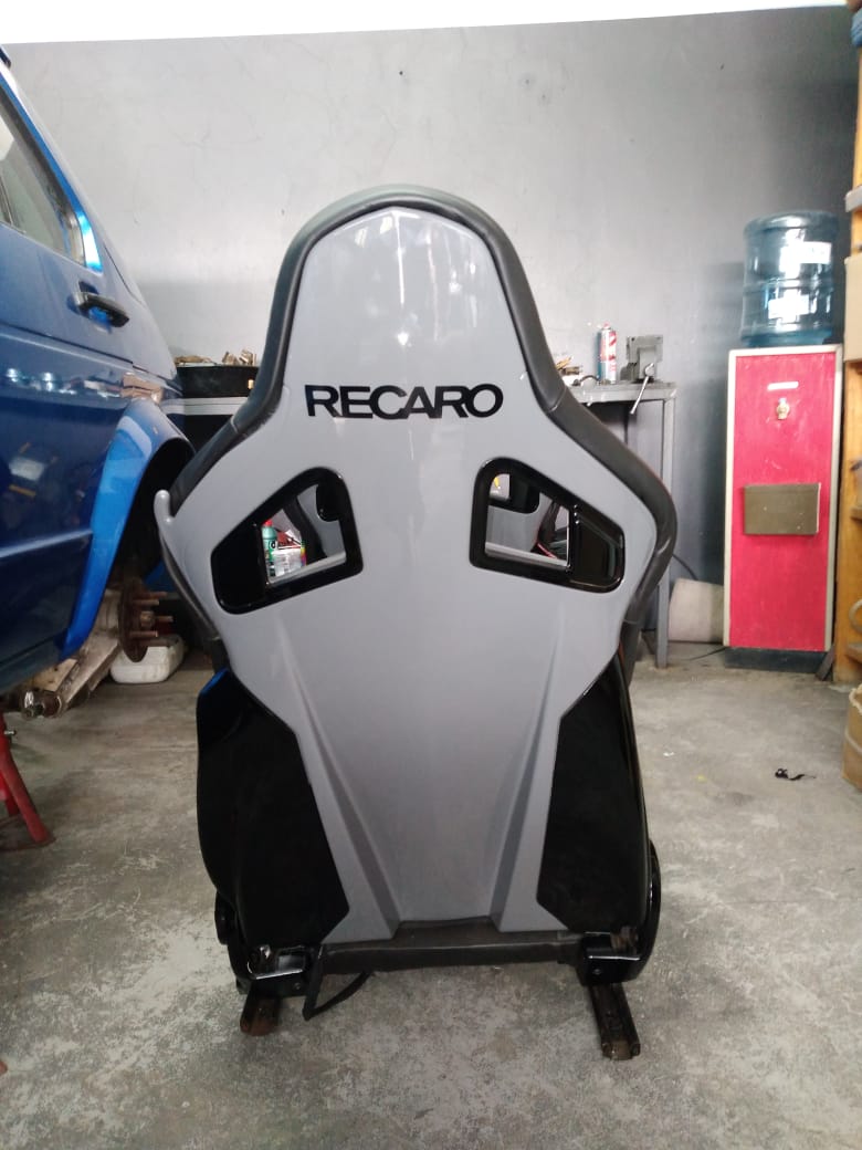 Recaro Oem Seats wingback (Verkoop as 'n paar van twee voorsitplekke)