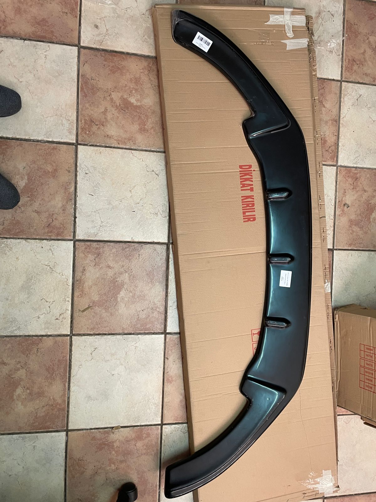 Volkwagen Caddy 2k front lip spoiler