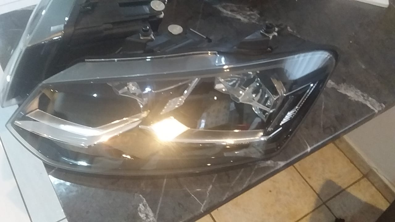 Volkswagen Polo 6C LED hoofligte. Gti- en Tsi-spesifikasieligte (gebruik)