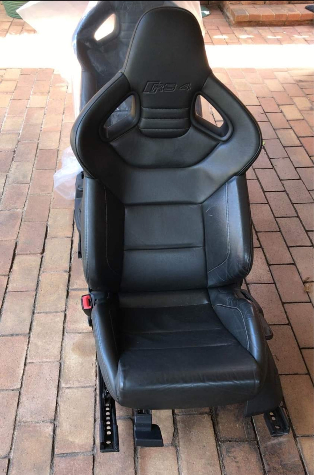 Recaro Oem Seats wingback (Verkoop as 'n paar van twee voorsitplekke)